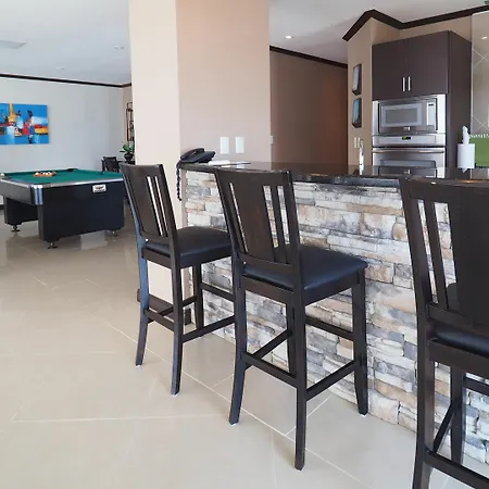 Condominio Diamante Del Sol By Crhr